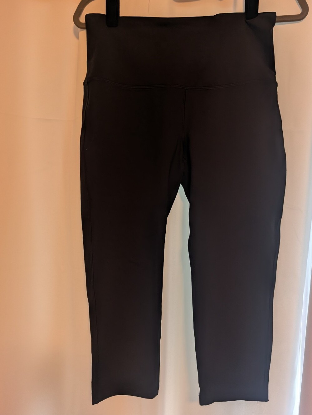 Absolutely Fit Black Cropped High-Waist Active Pants